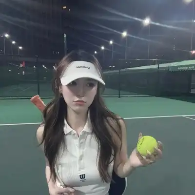 孔伟翔